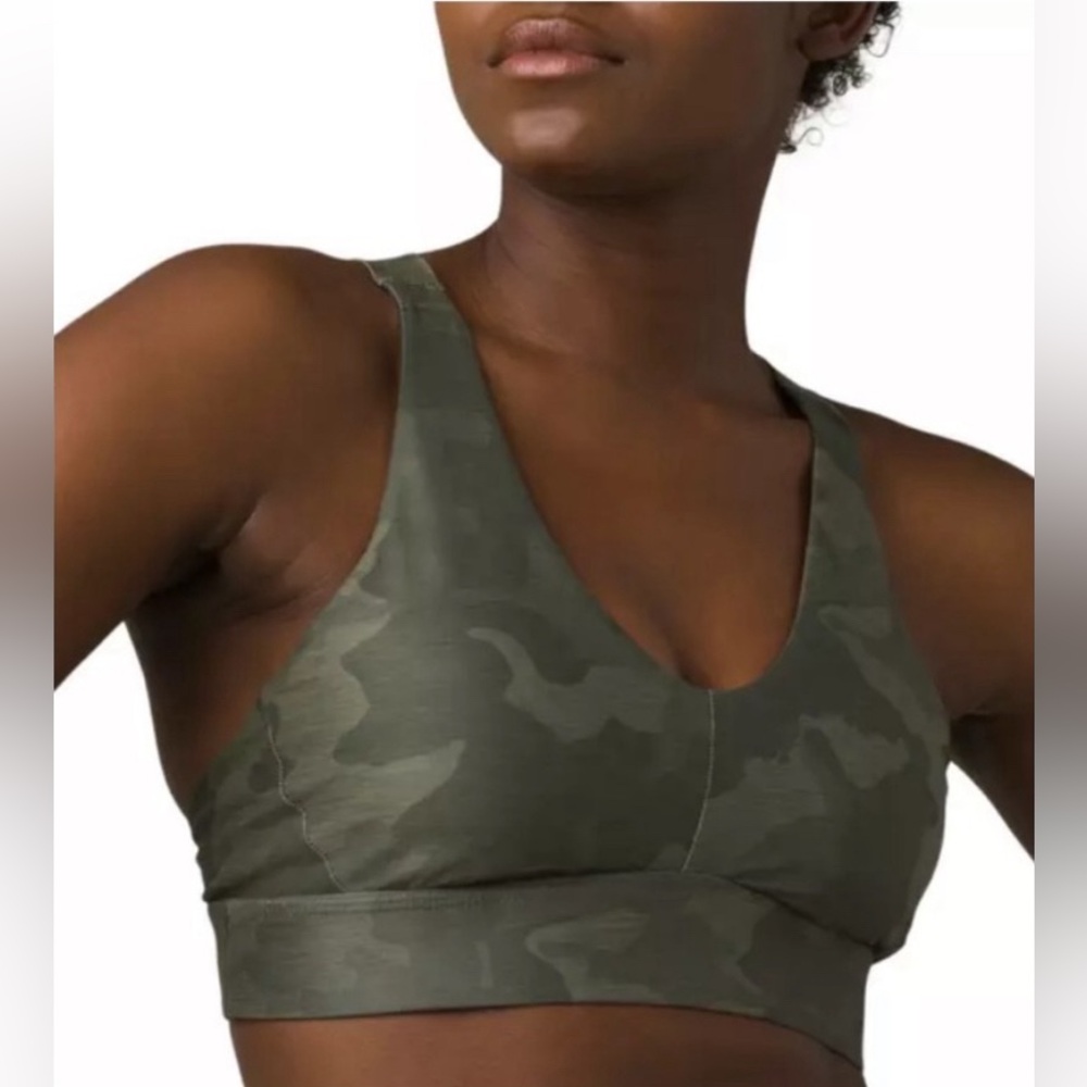 PrAna Layna Sage Green Camo Sports Bra Size Small Workout